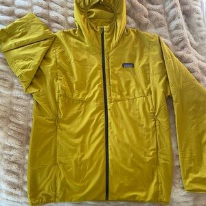Patagonia Yellow Hooded Insulated Jacket Men’s XL Lightweight Packable Outdoor